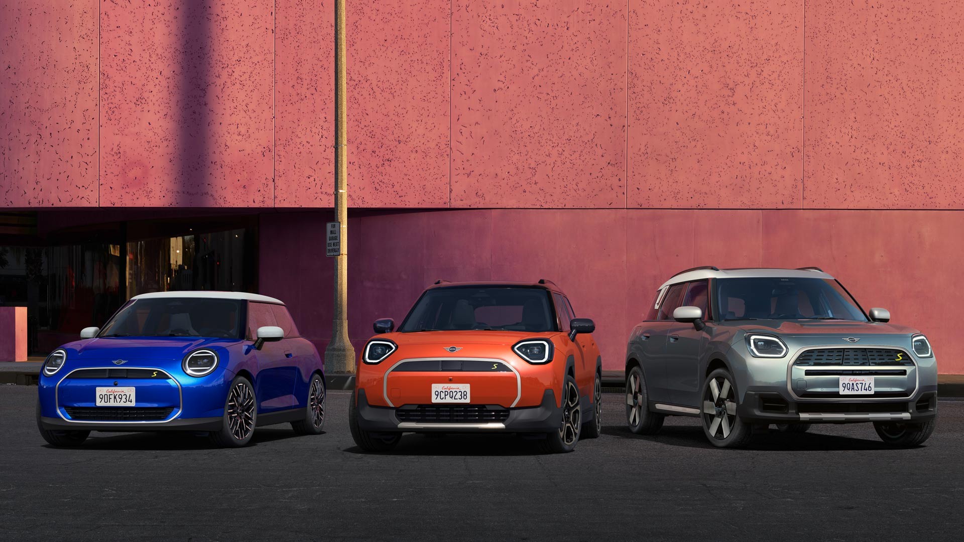 MINI Aceman 100% eléctrico - espacio y versatilidad - llegada